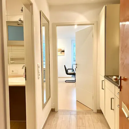 Strand Suite